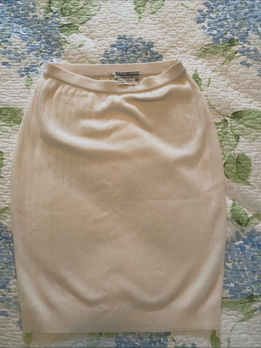 Salvatore Ferragamo Soft Cream Ribbed Pencil Skirt